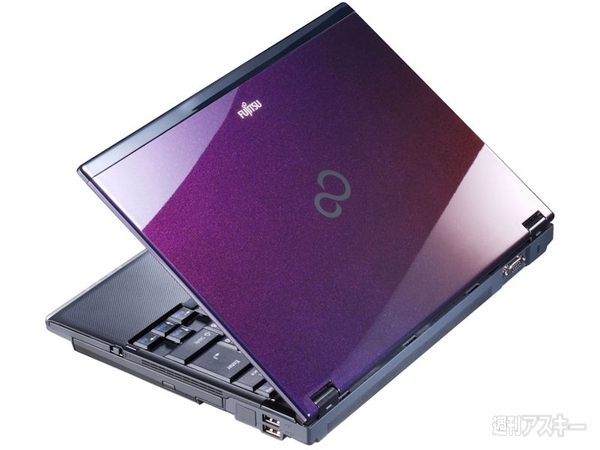 富士通が冬モデル発表、世界初“ナノイー”PC登場です！