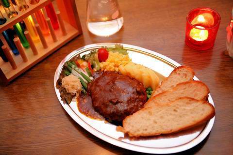 【アキバ食い倒れ部2010】アイネブルグ