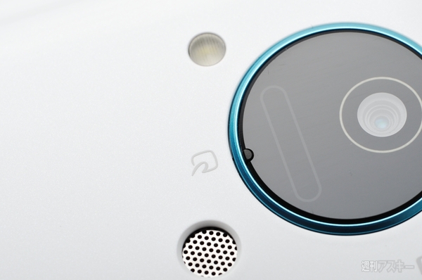 Felicaマークが背面に！