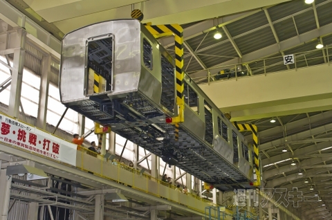 吊るされる車輌