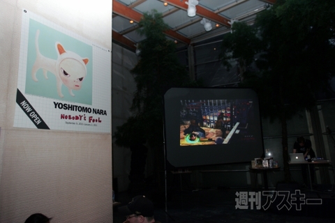 戦国BASARAと奈良美智展のポスターが並ぶなんてちょっと不思議な感じ