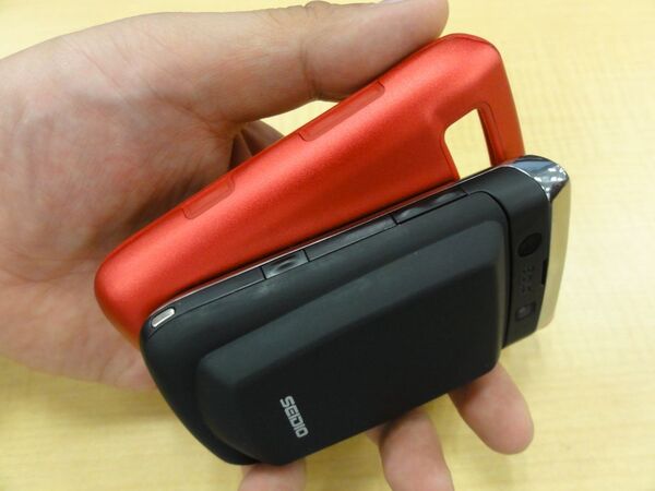 Seidio 2700mAh 大容量バッテリ BlackBerry Bold 9700