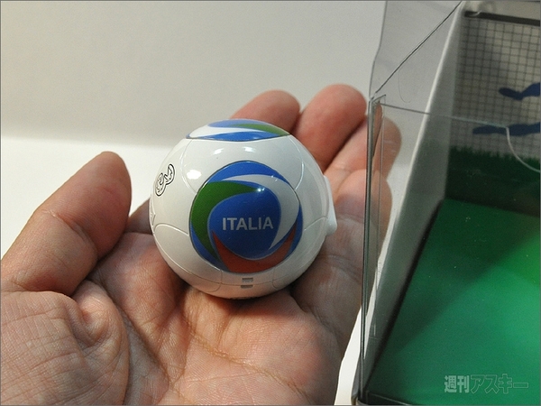 サッカーボール型モデムが世界で流行の兆し？