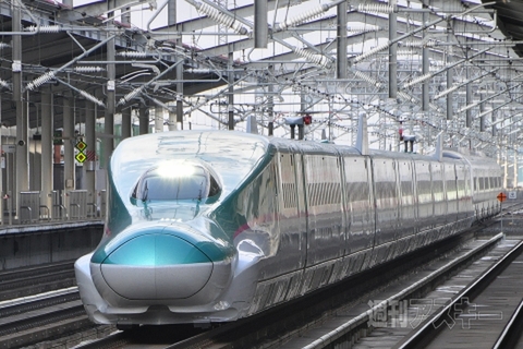 12月4日、青森新幹線開業