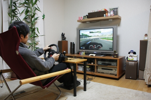 GT5】Driving Force GTで走りまくった操作感をレポート - 週刊アスキー