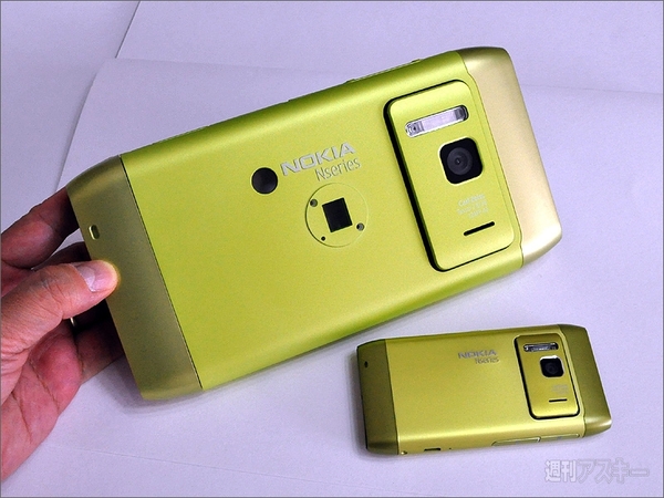 小さいのからデカイのまで、Nokiaのモックが楽しい