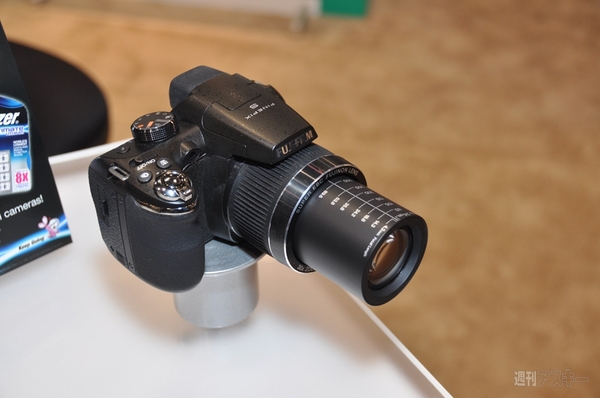 CES 2011：注目の3Dムービーや最新デジカメを一挙紹介！