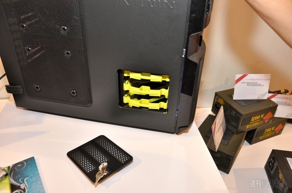 CES2011：PCケースメーカー編