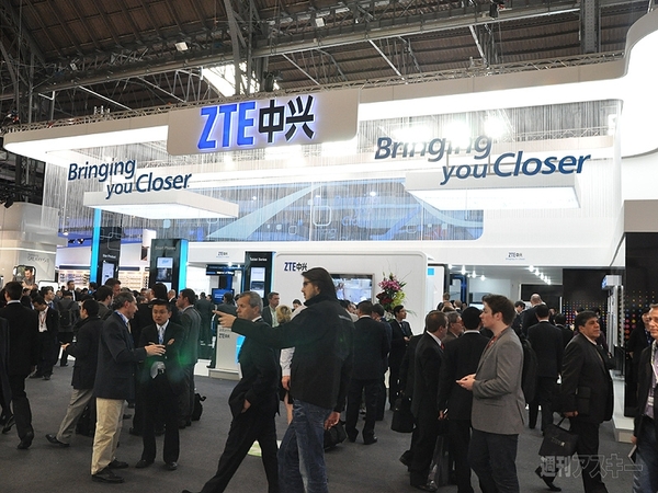 MWC2011:ZTE:スマートフォンに本腰を入れてきました