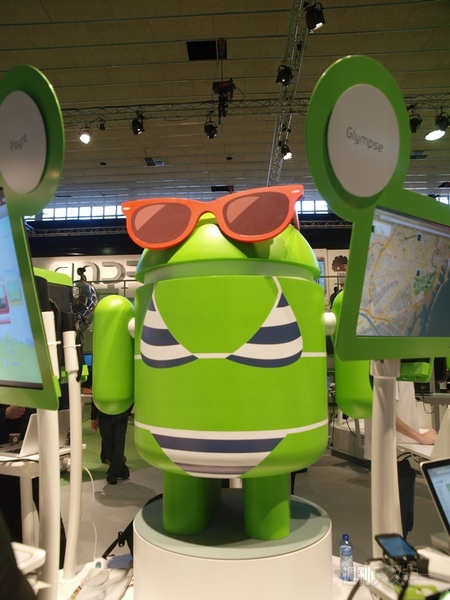 会場内でみかけたドロイド君たち