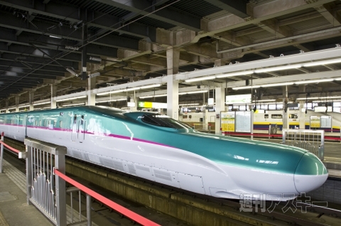 新幹線はやぶさ