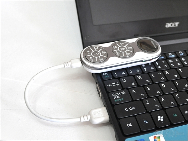 スペインで見つけた変わりモノ携帯電話