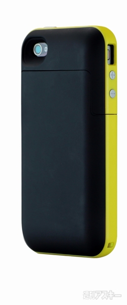 『Juice Pack Plus for iPhone 4』を装着