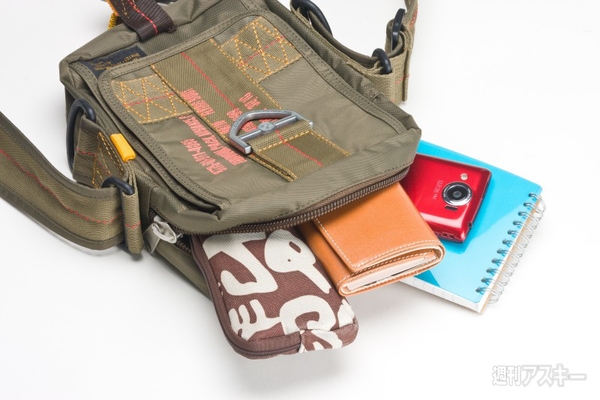 パラショルダーポーチバッグ