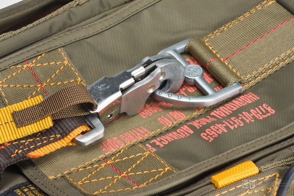 パラショルダーポーチバッグ