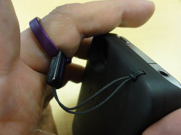 iPhone4用BTキーボードケース