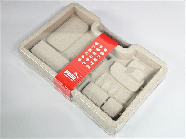 １万円で買えるスポーツ対応＆太陽電池搭載ケータイ『PUMA Phone』