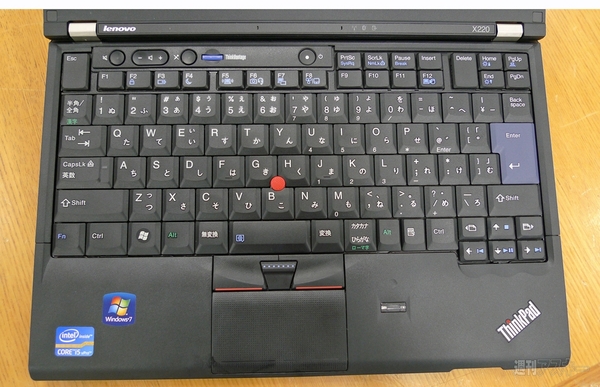 【ベストバイ】ボディーデザインが新しくなり、使いやすくなった『ThinkPad X220』 