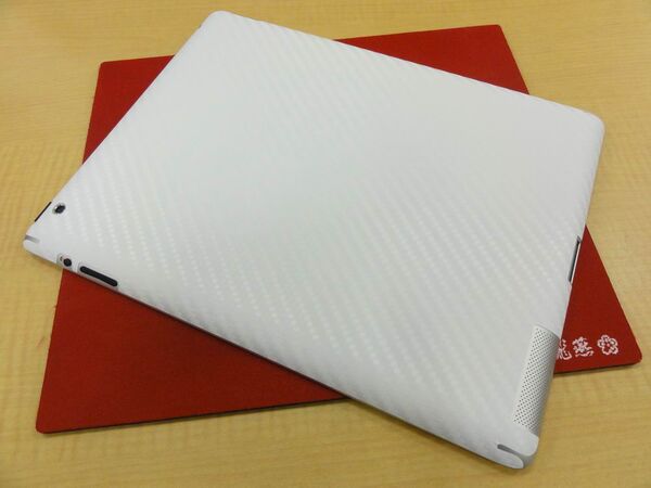 BodyGuardz Carbon Fiber Skin for apple iPad2