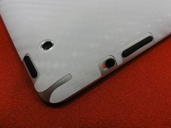 BodyGuardz Carbon Fiber Skin for apple iPad2