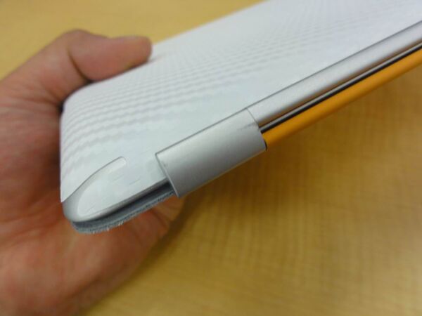 BodyGuardz Carbon Fiber Skin for apple iPad2