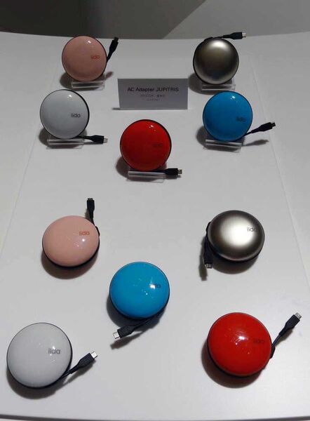 INFOBAR A01アクセサリー