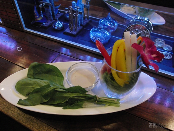 0527 LUIDA'S BAR photo3