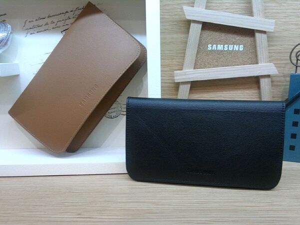 サムスン電子の巨大ショップがソウルにオープン