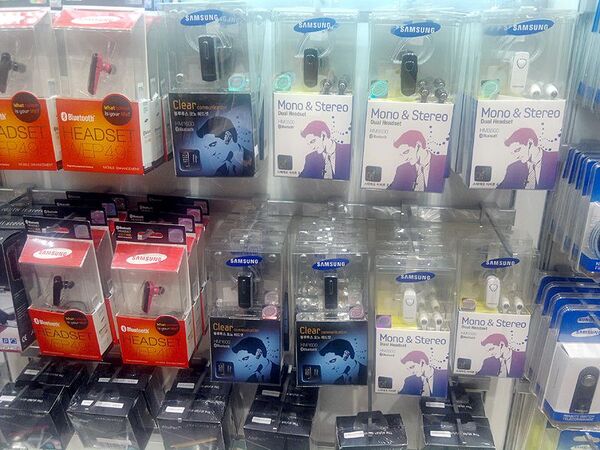 サムスン電子の巨大ショップがソウルにオープン