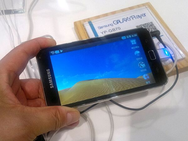 サムスン電子の巨大ショップがソウルにオープン