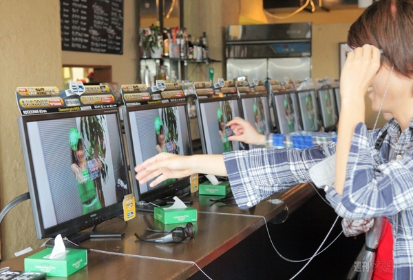 三菱×ももクロ限定ライブ