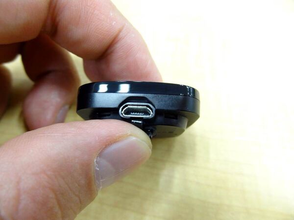 まさにスパイグッズ！　Android用腕時計型クライアント『LiveView』が日本で正式発売!!