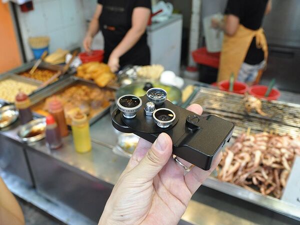 iPhone4を3レンズ搭載カメラに大進化させる『TurtleJacket』はコンデジを超えた！