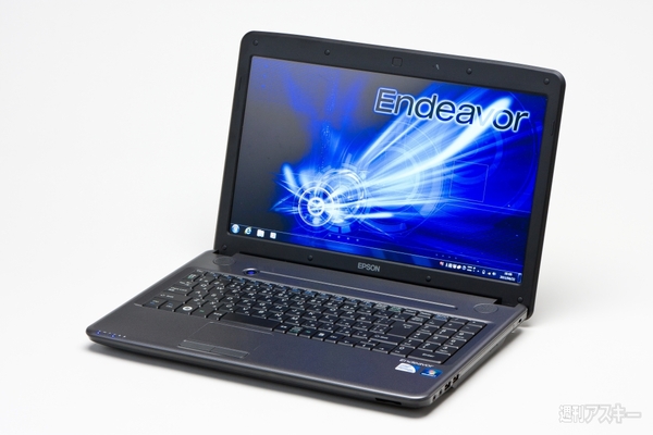 Endeavor NY3200S（Pentium搭載モデル）