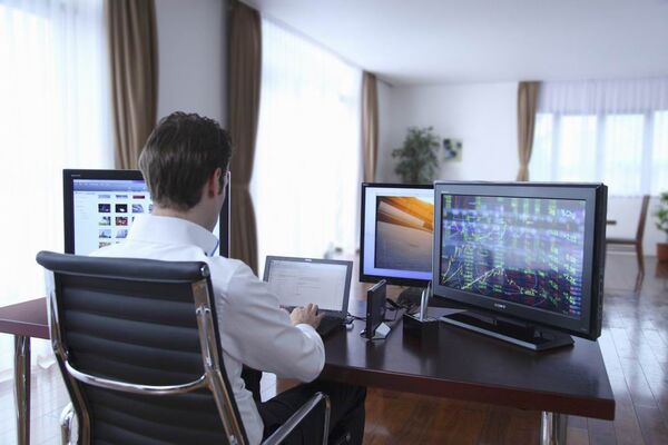 究極をさらに極めた“新VAIO Zシリーズ”最速レビュー