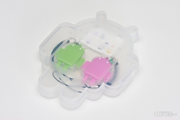 ドロイドくんマイクロSDアダプター　1980円