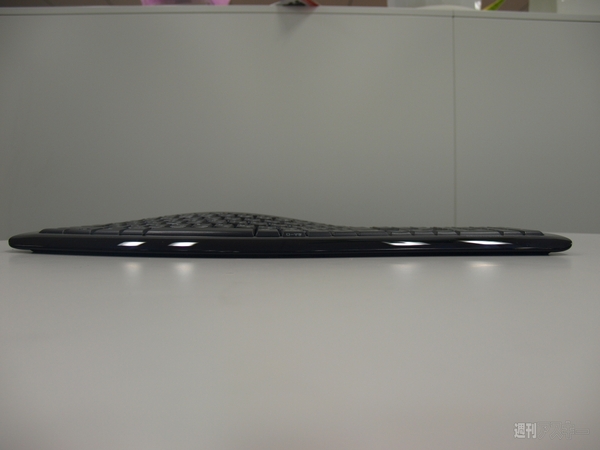 Microsoft Comfort Curve Keyboard 3000