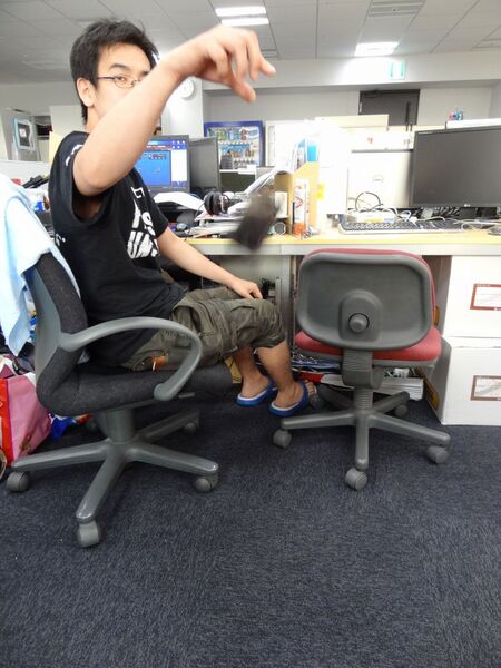 かけがえのないiPhone4を過保護にガードする耐衝撃・防塵・簡易防滴仕様ケース