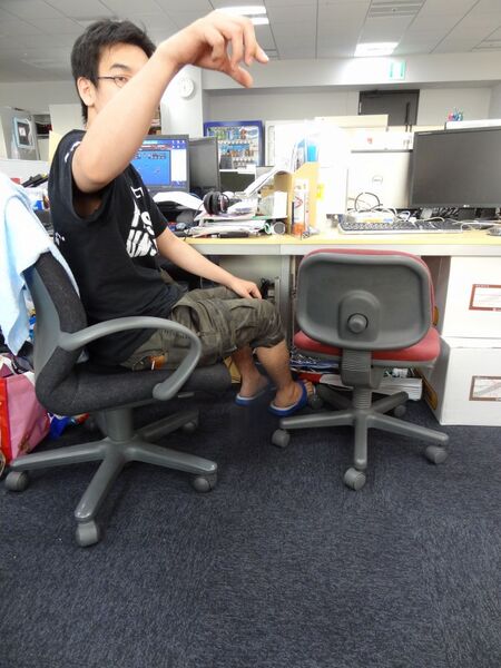 かけがえのないiPhone4を過保護にガードする耐衝撃・防塵・簡易防滴仕様ケース