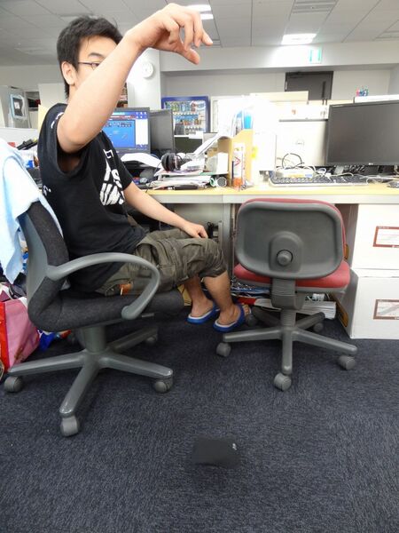 かけがえのないiPhone4を過保護にガードする耐衝撃・防塵・簡易防滴仕様ケース