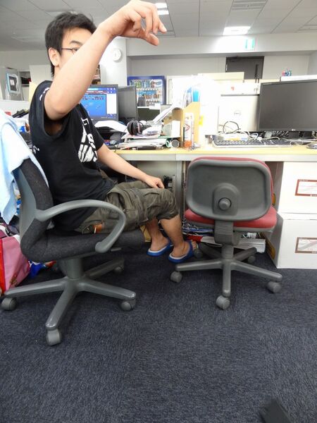 かけがえのないiPhone4を過保護にガードする耐衝撃・防塵・簡易防滴仕様ケース