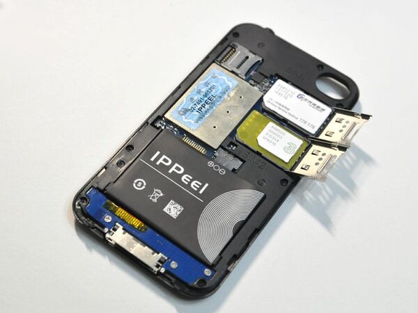 【海外限定】脱獄なしにiPhone4でSIMカードを3枚使える最新“皮”がすごいぞ！