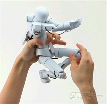 フィギュアをいじって3DCGキャラを操作できるテクノロジー『QUMA』