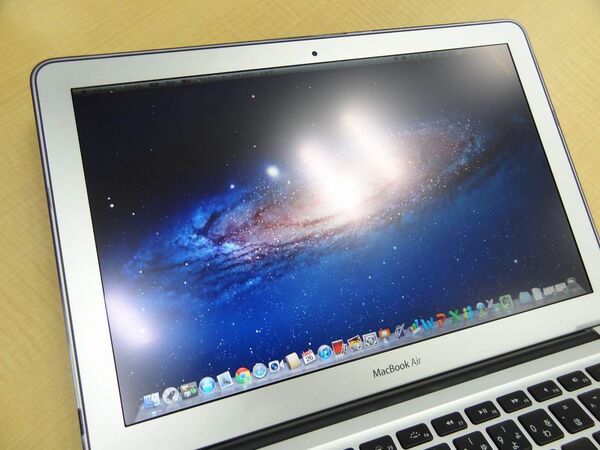 新MacBook Airを購入したら絶対装着したいケース＆フィルム