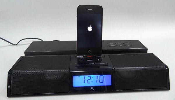 iPad2を縦置き横置き自在のスイングアーム搭載スピーカー『JF-ARS20iA』