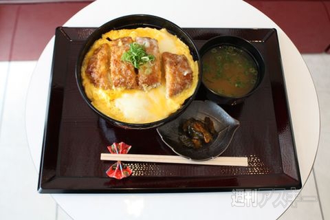 【アキバ食い倒れ部2011】メイドカフェ2