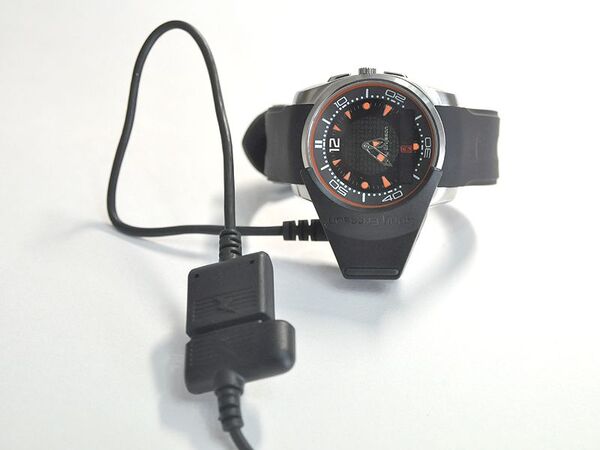 【海外通販】格安放出中のソニエリ高級Bluetooth腕時計をゲット！