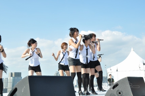 TIF2011_01_99