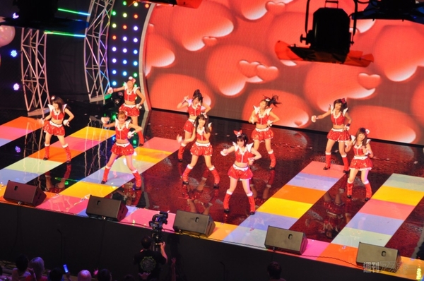 TIF2011_04_42