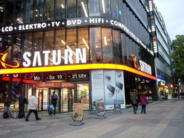 【IFA2011特別企画】ケータイ２台購入し探るドイツ・ベルリン最新モバイル事情